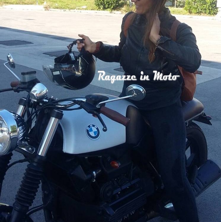 maria_ragazze_in_moto