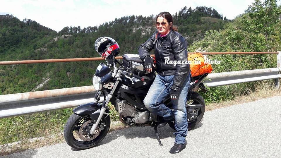 Monica-ragazze_in_moto