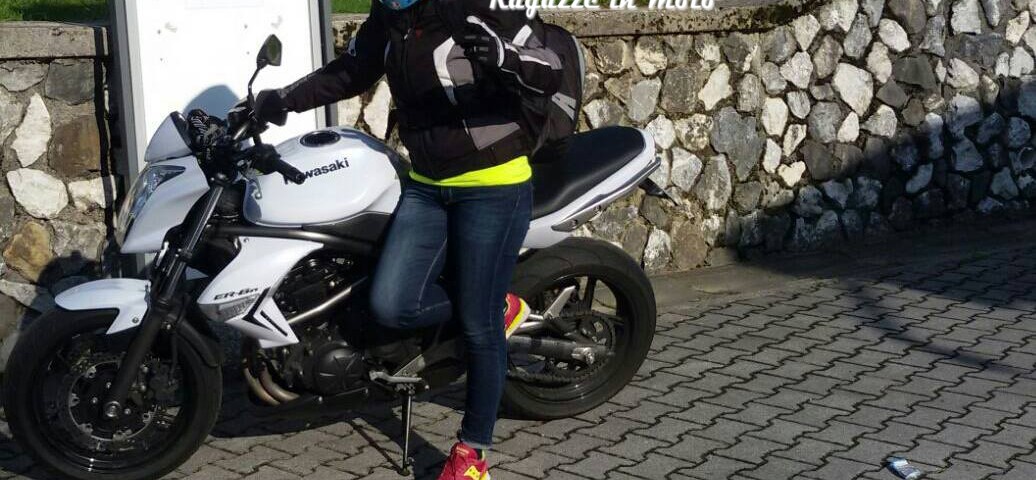 nicoletta_ragazze-in-moto