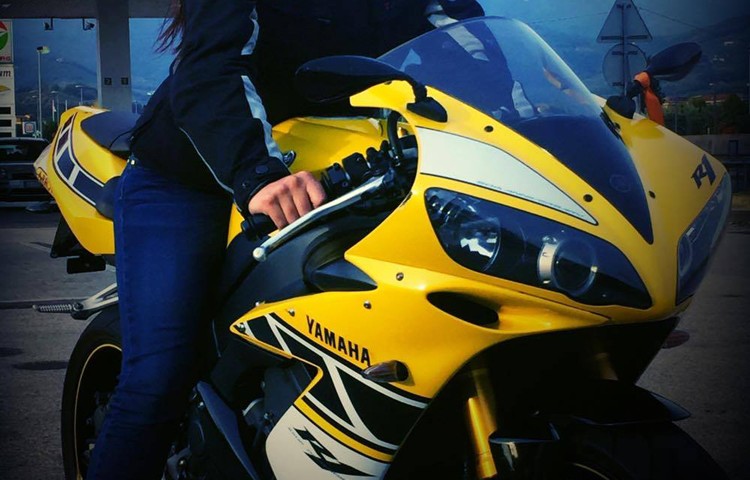 simona_ragazze_in_moto