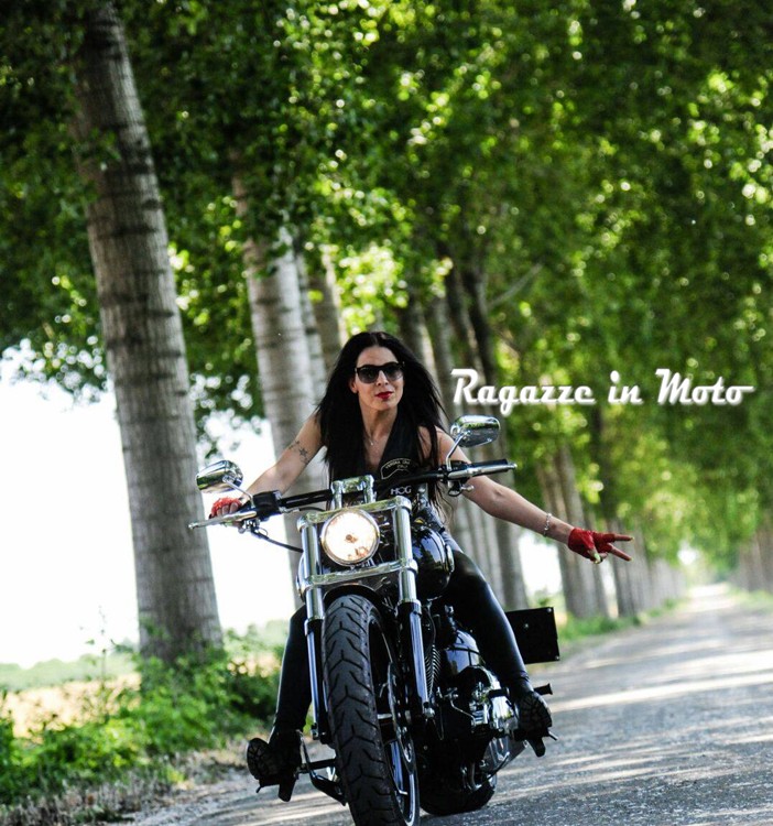 valentina_ragazze_in_moto