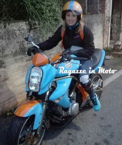 alba_ragazze_in_moto