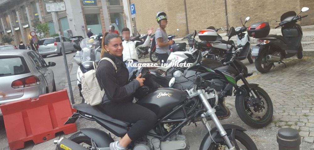 debora_ragazze_in_moto
