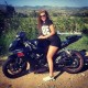 maya_ragazze_in-moto