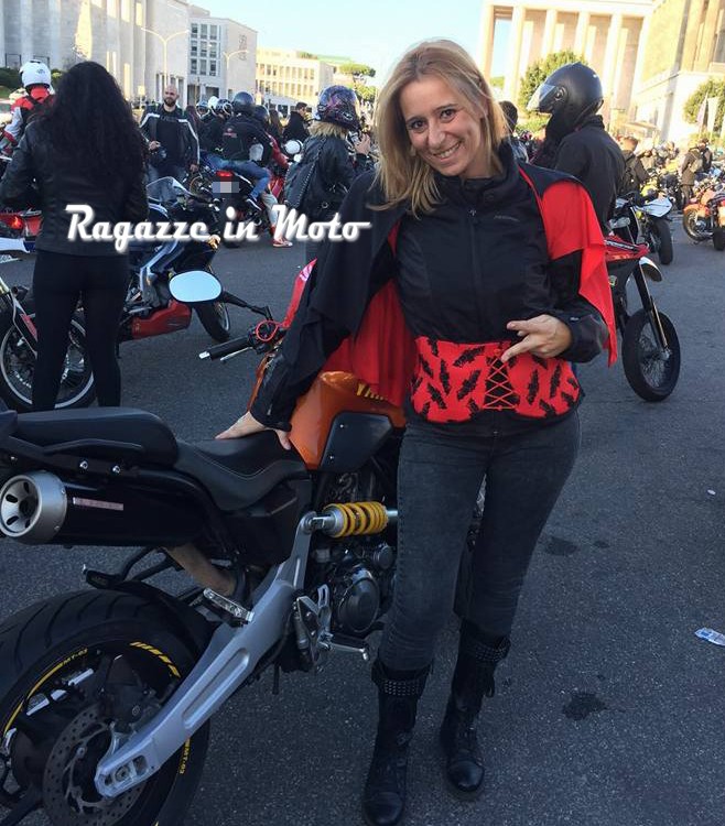 raffaella_ragazze_in_moto