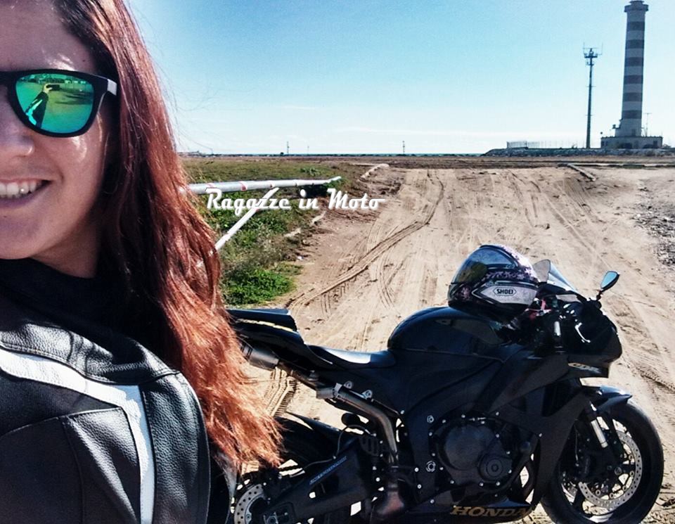 samanta_ragazze_in-moto