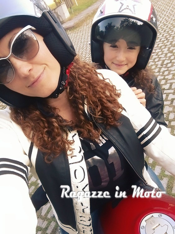 elisa_ragazze_in_moto