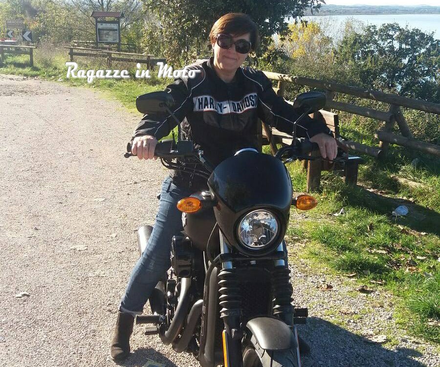 monica_ragazze_in_moto