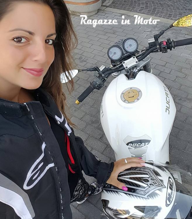 nadia_ragazze_in_moto