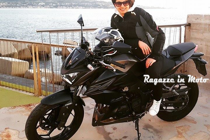 vanessa_ragazze_in_moto