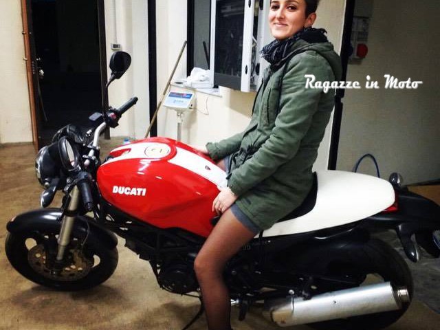 francesca_ragazze_in-moto