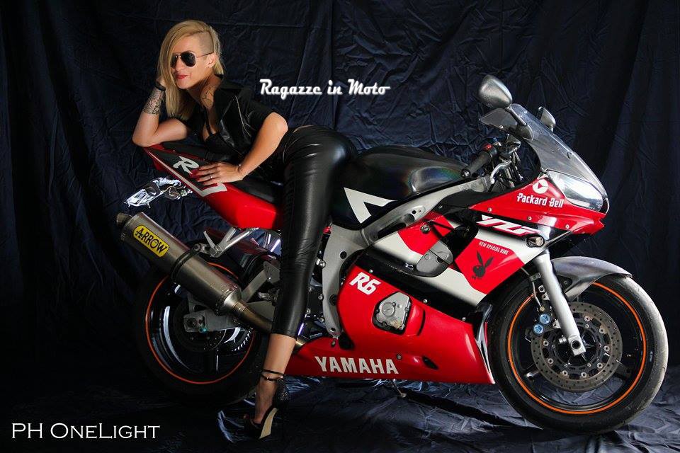 monica_ragazze_in_moto