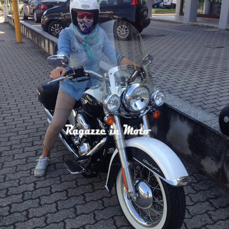 vania_ragazze_in_moto