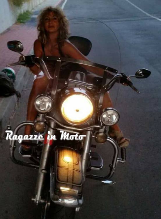 irene_ragazze_in_moto