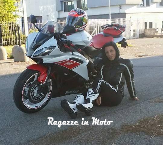 angela_ragazze_in_moto