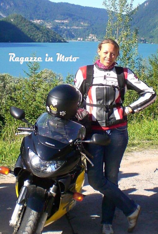 Cristina_ragazze_in_moto