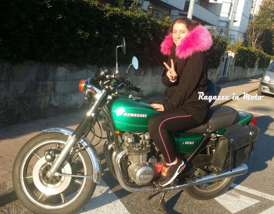 Giulia_ragazze_in_moto