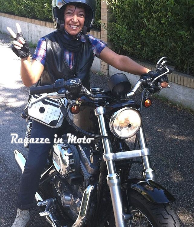 Maria_ragazze_in_moto