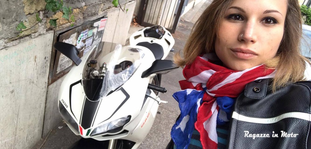 Marta_ragazze_in_moto