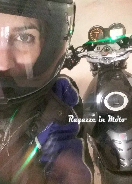 Sabrina_ragazze_in_moto