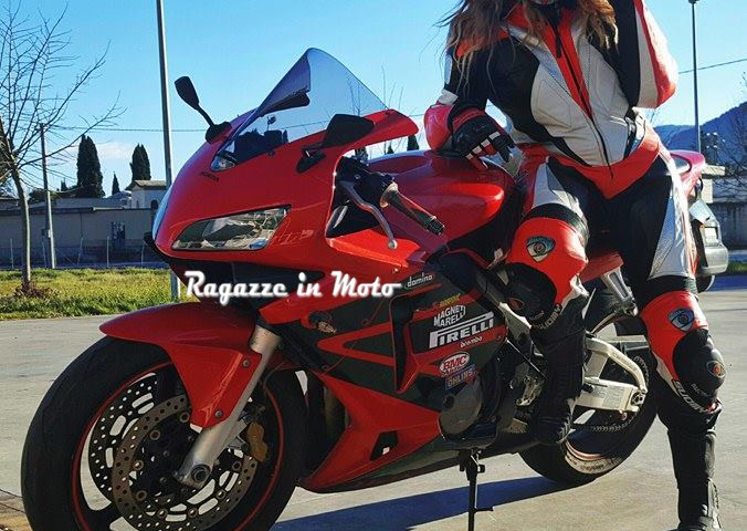 serena_ragazze_in_moto