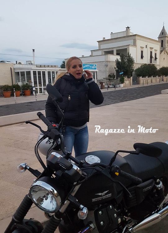 Valeria-ragazze_in-moto