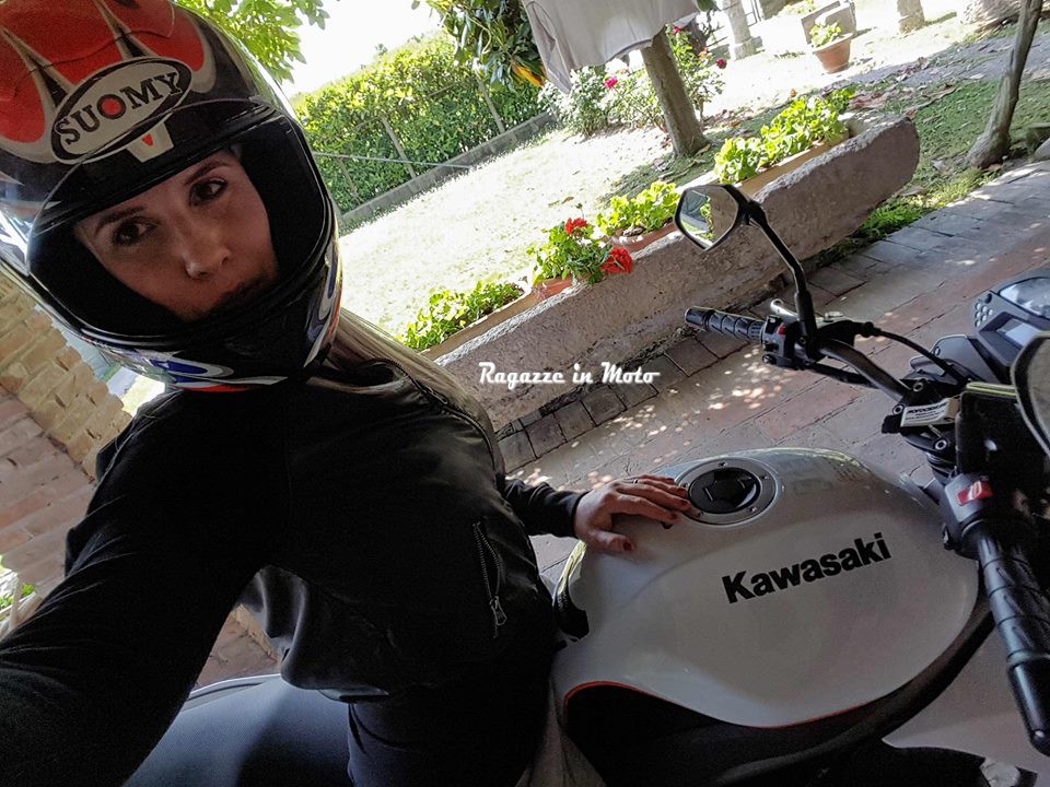 Erica_ragazze_in_moto