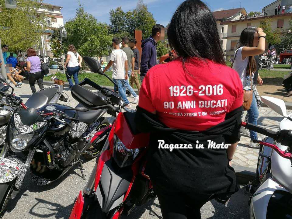 Miriam_ragazze_in_moto