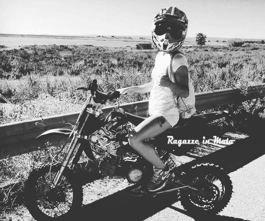 Sabrina_ragazze_in_moto