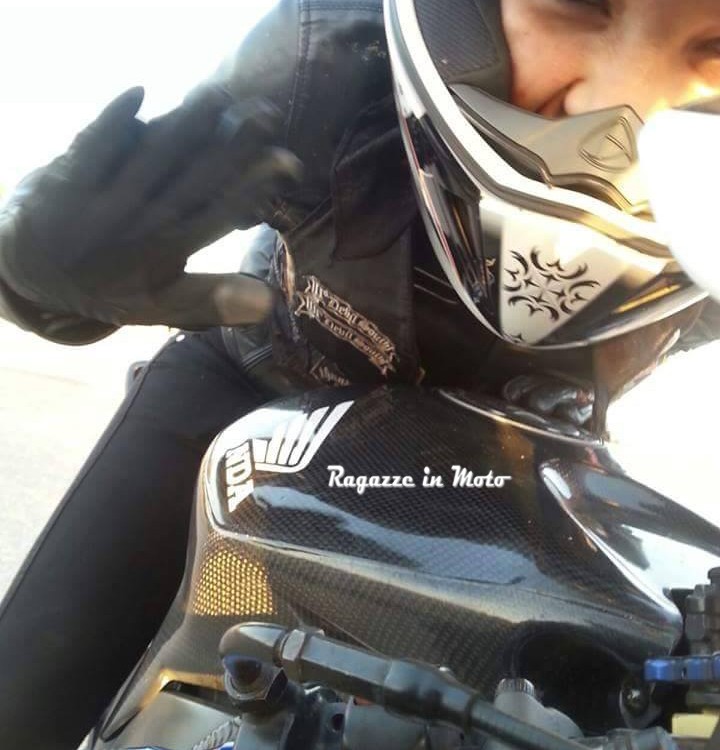 Simona_ragazze_in_moto