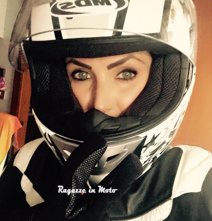 Stella_ragazze_in_moto