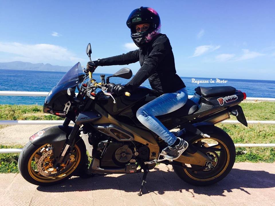 Daniela_ragazze_in-moto