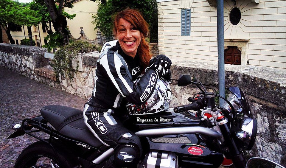 Paola_ragazze_in_moto