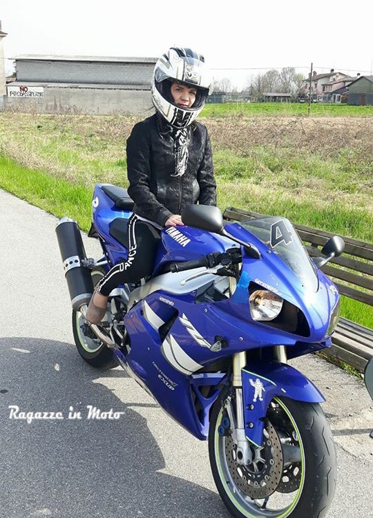 Pustoaiaca_ragazze_in_moto