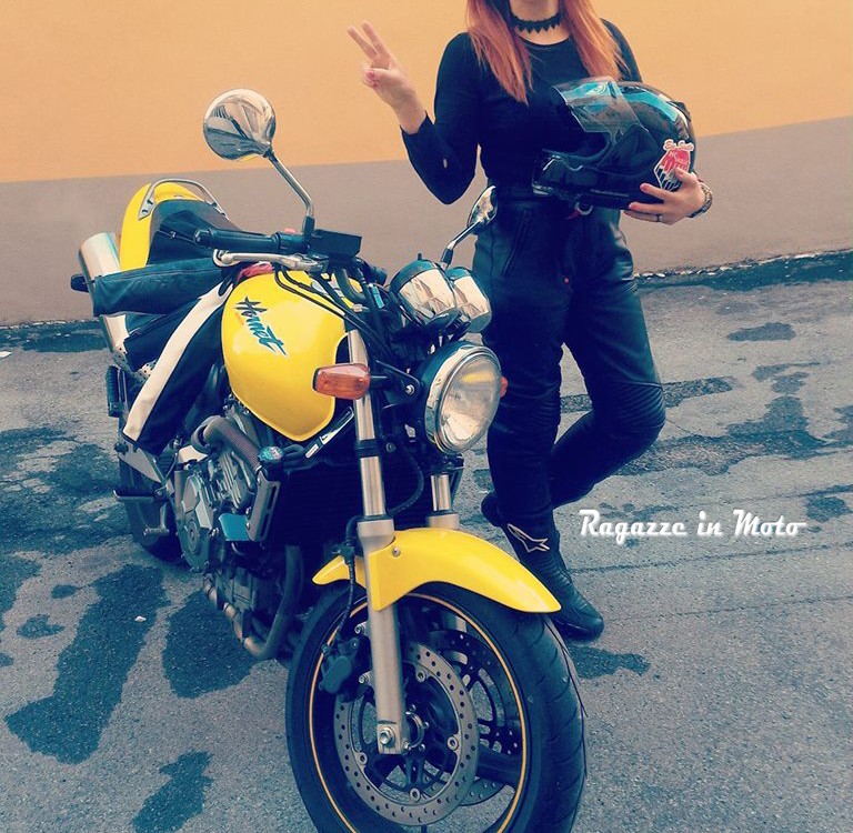 Rodica_ragazze_in_moto