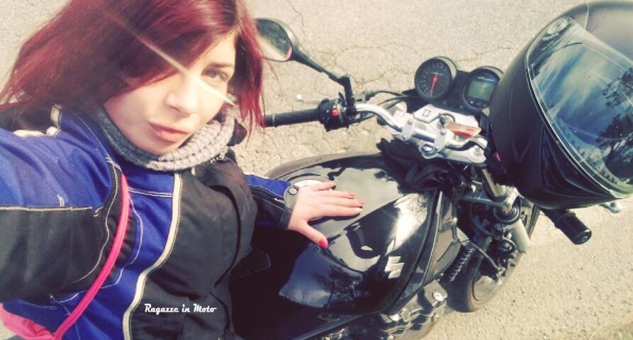 Sabrina_ragazze_in_moto