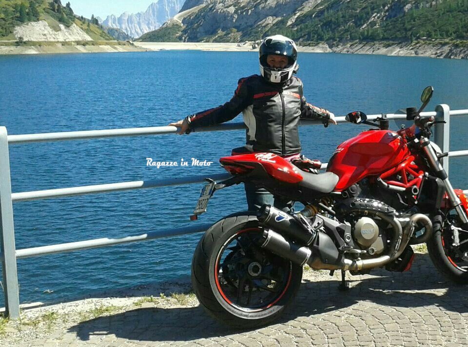 Silvia-ragazze-in-moto