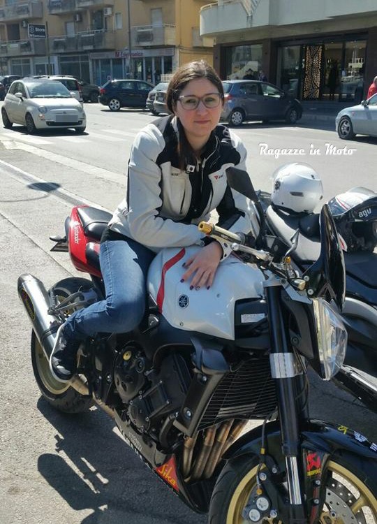 Veronica_ragazze_in_moto