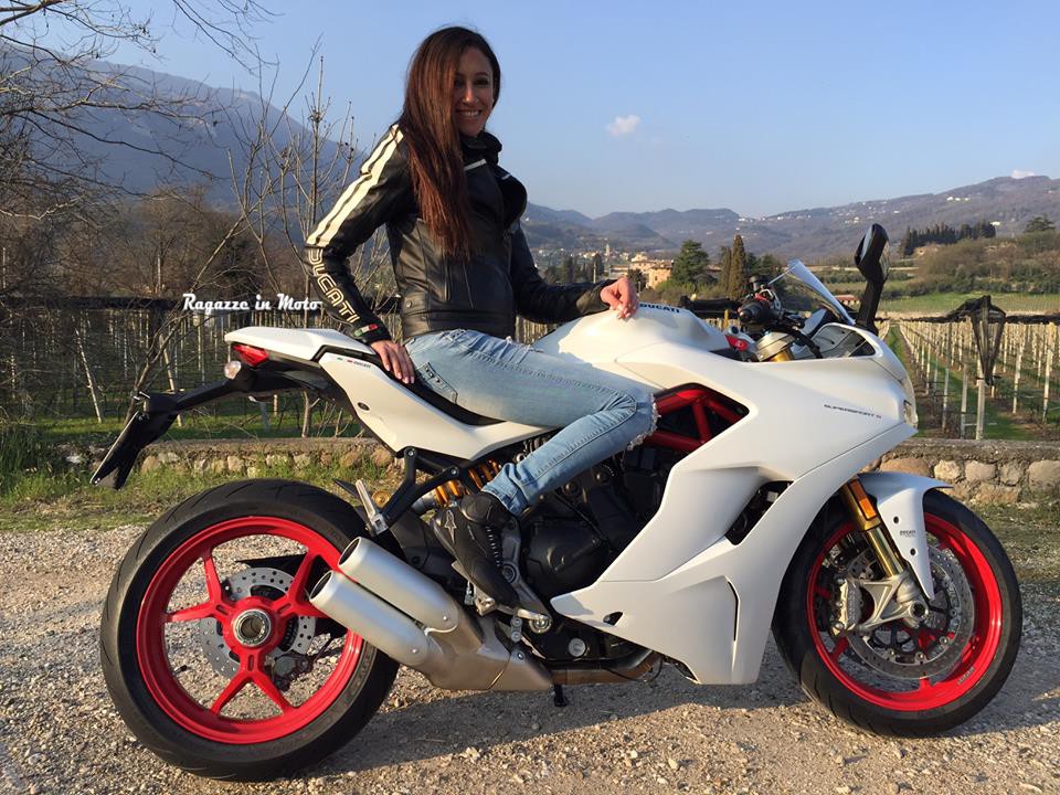 eleonora-ragazze-in-moto