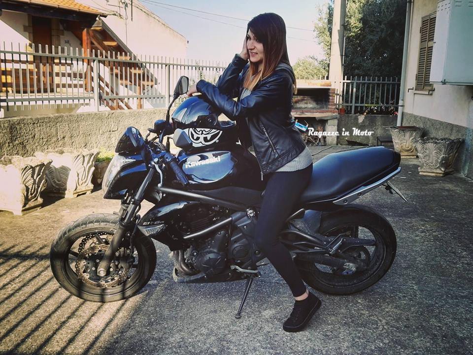 marika_ragazze_in_moto