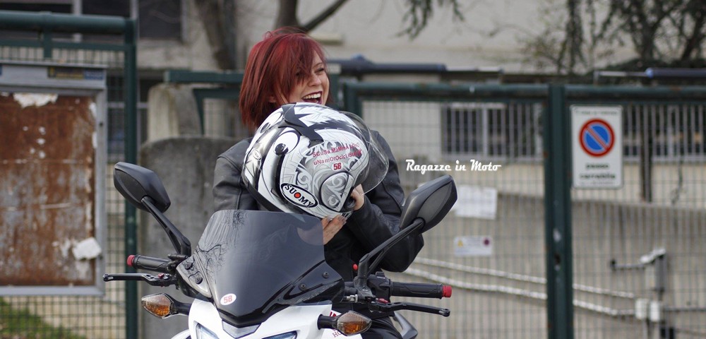 sara_ragazze_in_moto