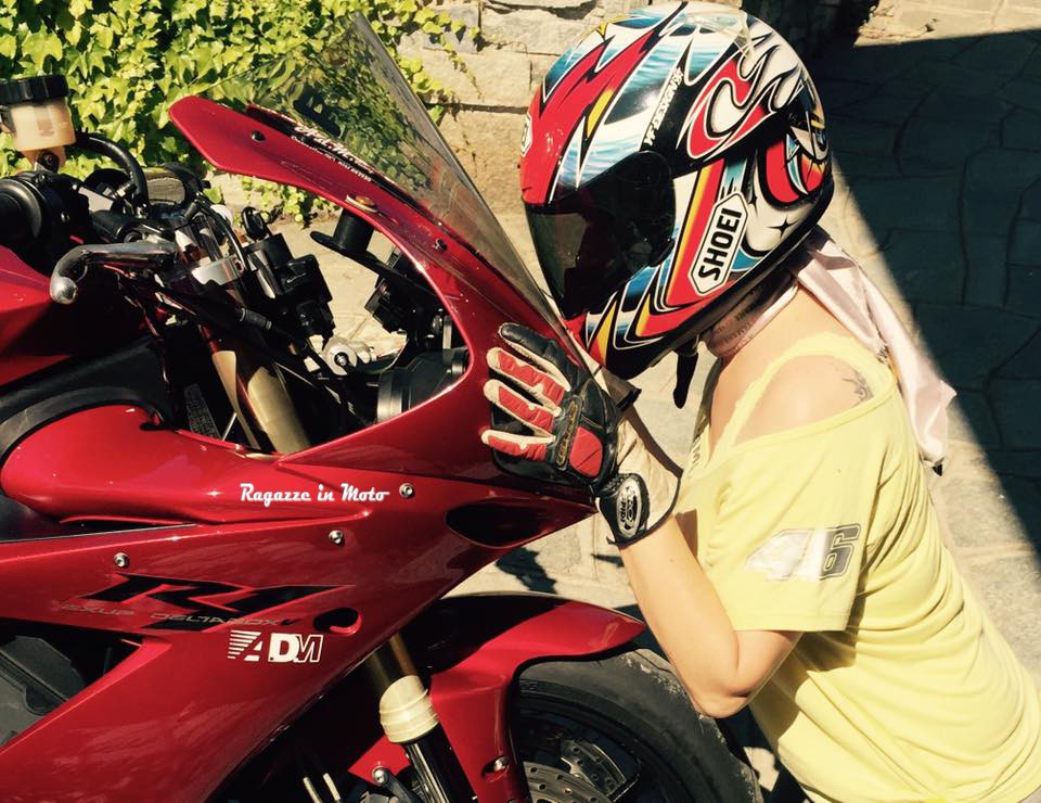 stefania_ragazze-in_moto