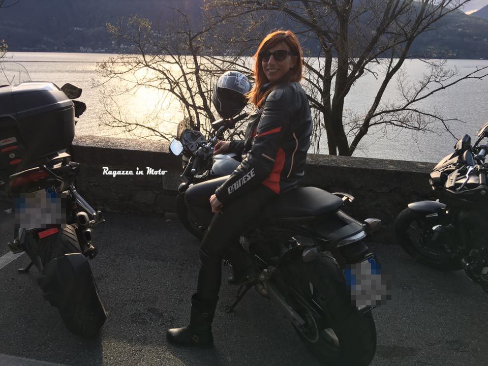 stefania_ragazze_in-moto