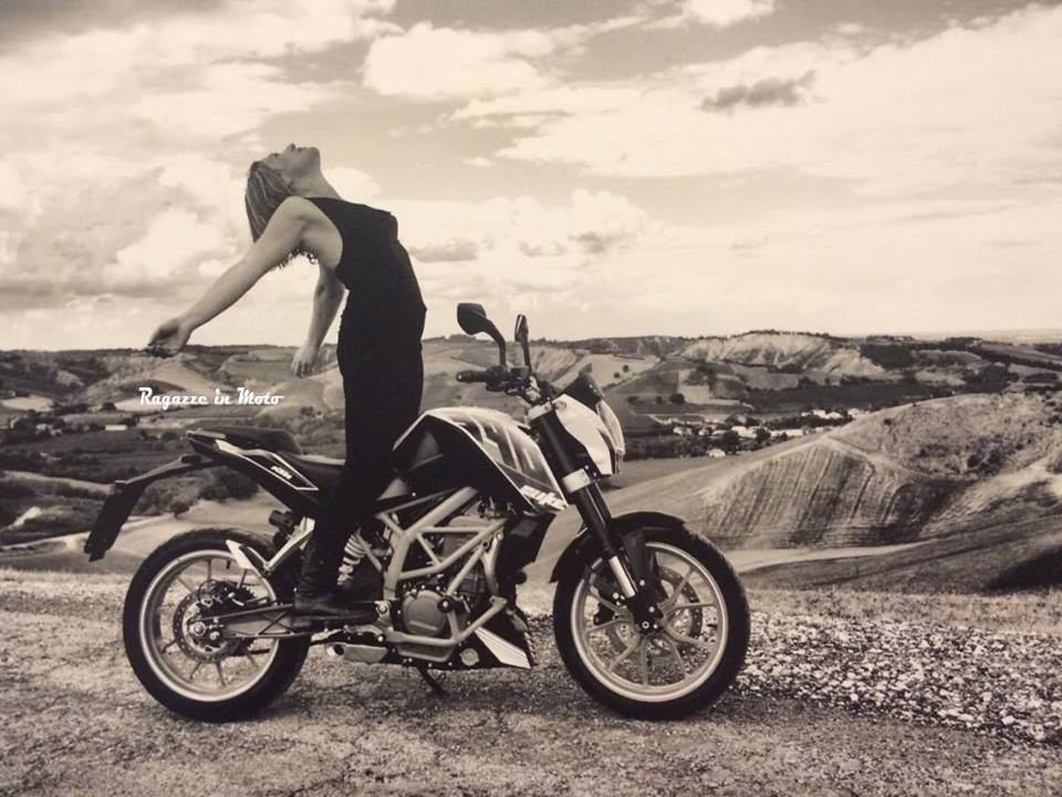 valentina_ragazze_in_moto