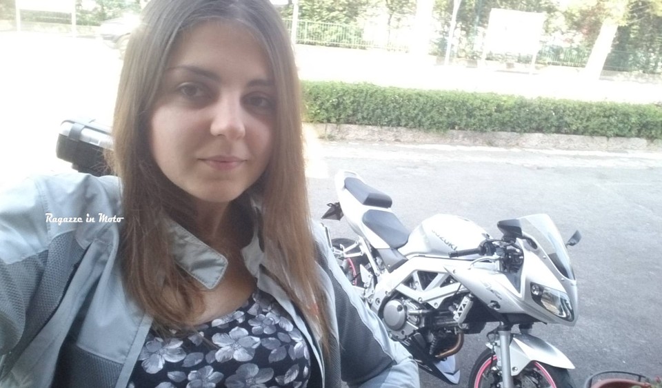 alina_ragazze_in_moto