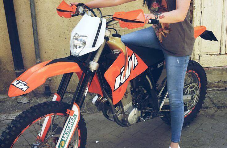 graziella_ragazze_in-moto