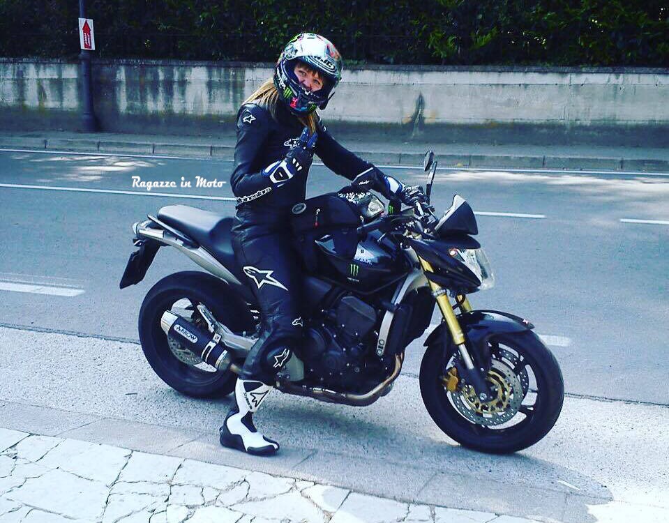 jaclyn_ragazze_in_moto