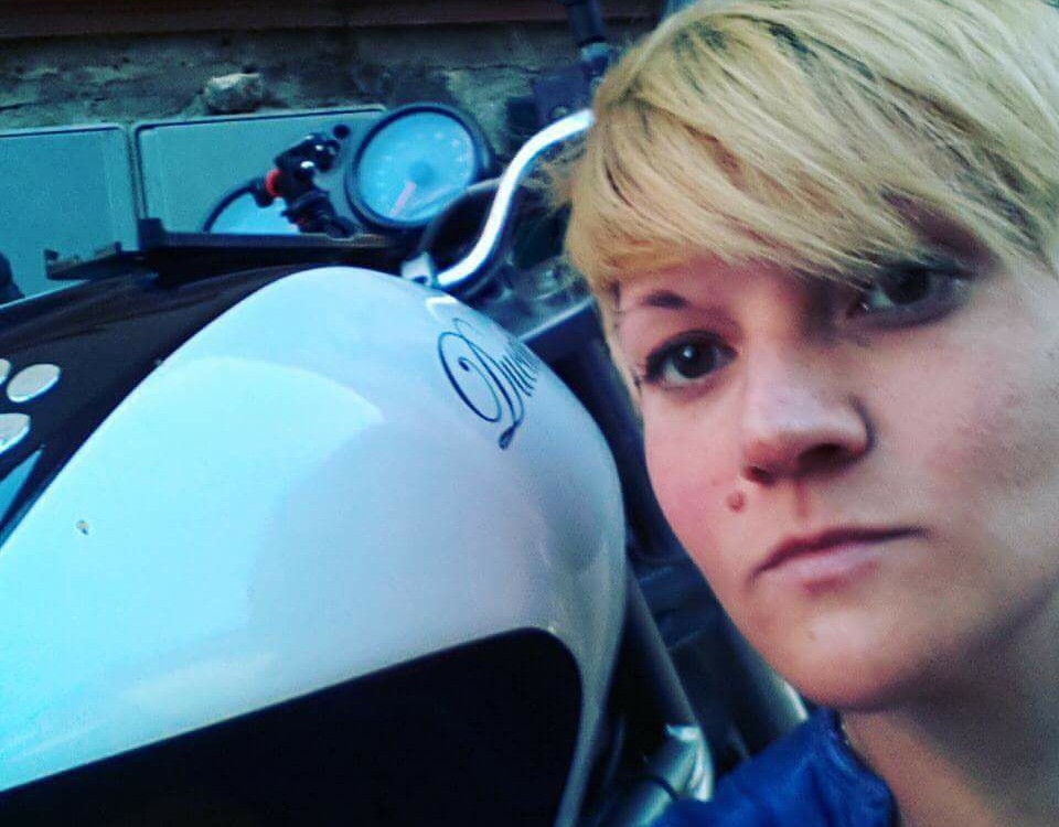 labetta_ragazze_in_moto