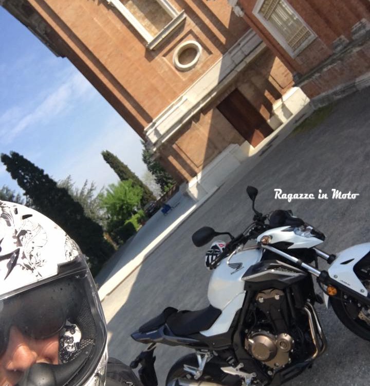 letizia_ragazze_in_moto