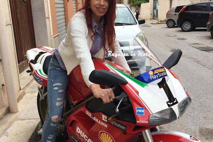 lucia_ragazze-in-moto